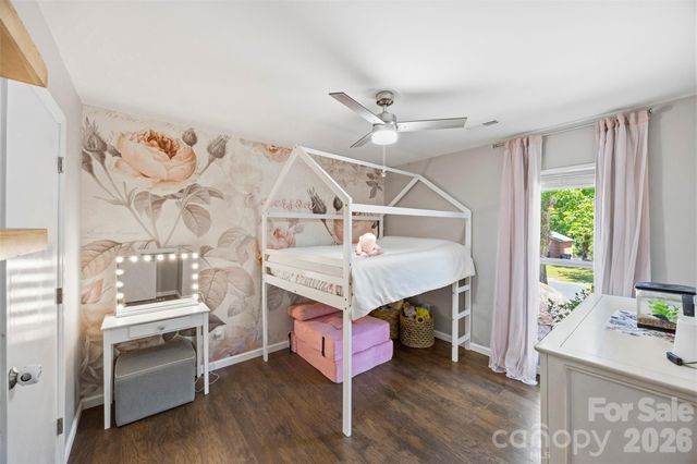 9524 Rainbow Forest Drive, Charlotte, NC 28277