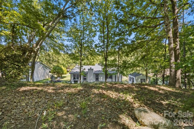 9524 Rainbow Forest Drive, Charlotte, NC 28277