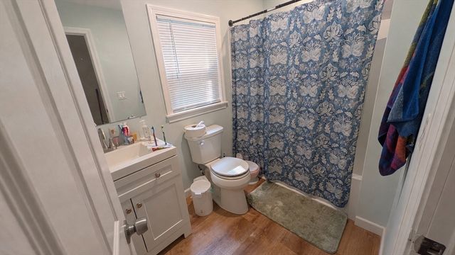 22 Walnut St, Revere, MA 02151