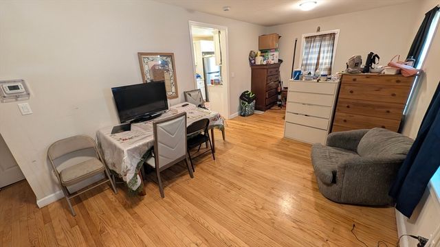 22 Walnut St, Revere, MA 02151