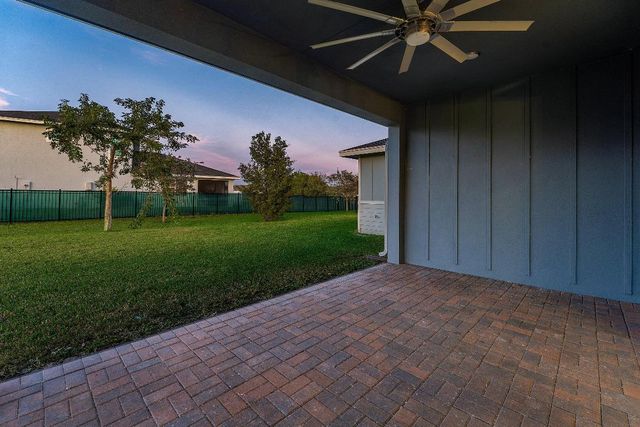 19779 Rugged Trunk Trail, The Acreage, FL 33470