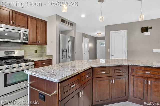 3566 South Boulevard, Bloomfield Hills, MI 48304