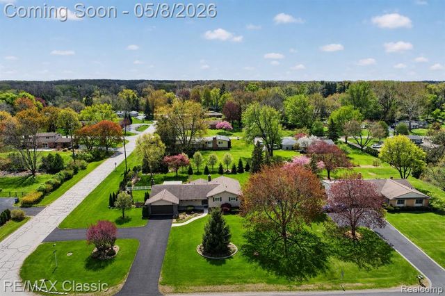 3566 South Boulevard, Bloomfield Hills, MI 48304