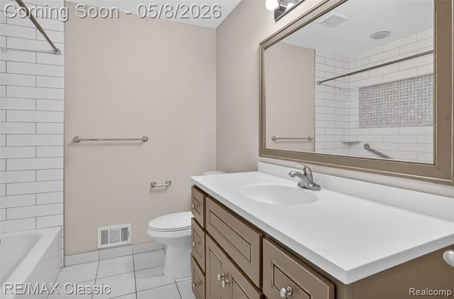 3566 South Boulevard, Bloomfield Hills, MI 48304