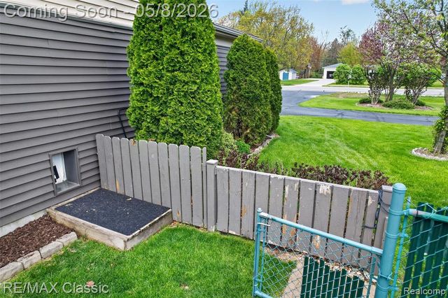 3566 South Boulevard, Bloomfield Hills, MI 48304