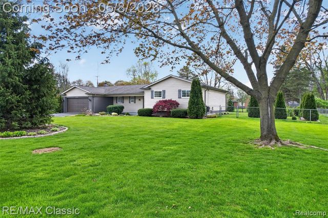 3566 South Boulevard, Bloomfield Hills, MI 48304
