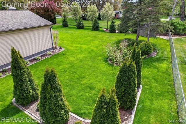 3566 South Boulevard, Bloomfield Hills, MI 48304