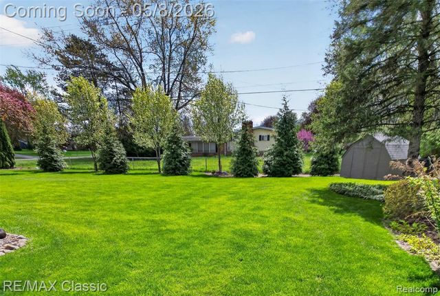 3566 South Boulevard, Bloomfield Hills, MI 48304