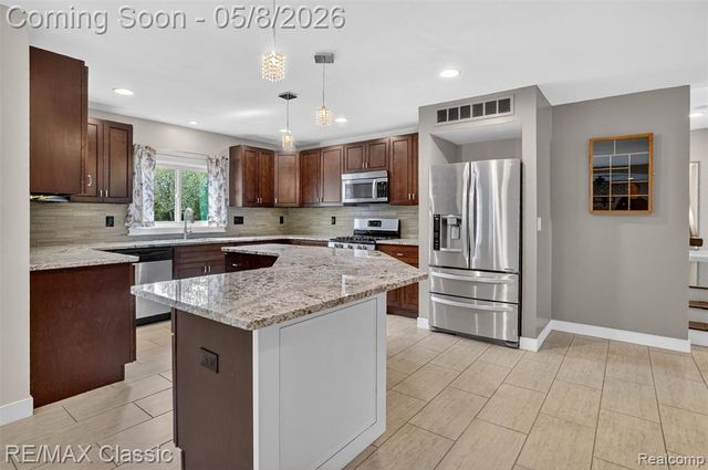 3566 South Boulevard, Bloomfield Hills, MI 48304