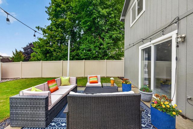 914 N Homestead Dr, Liberty Lake, WA 99019