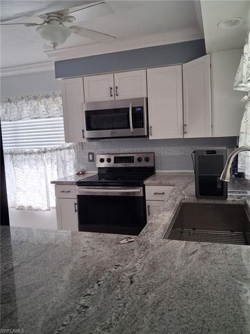 619 SE 12th AVE 116, Cape Coral, FL 33990