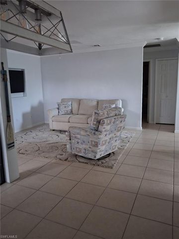 619 SE 12th AVE 116, Cape Coral, FL 33990