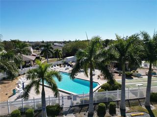 619 SE 12th AVE 116, Cape Coral, FL 33990