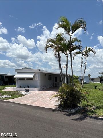 3130 Mercury LN, North Fort Myers, FL 33903