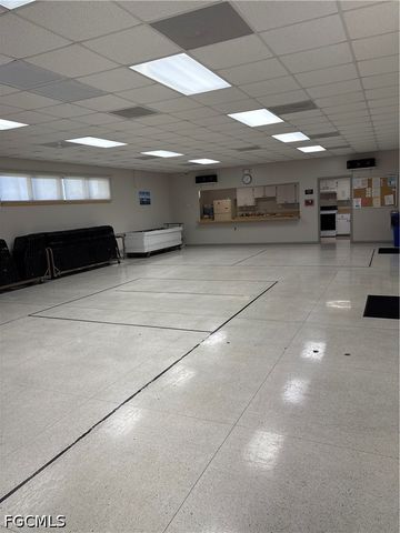 3130 Mercury LN, North Fort Myers, FL 33903