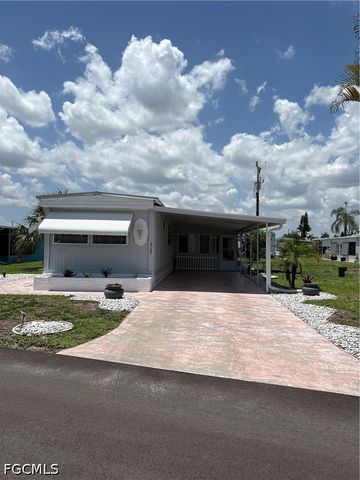 3130 Mercury LN, North Fort Myers, FL 33903