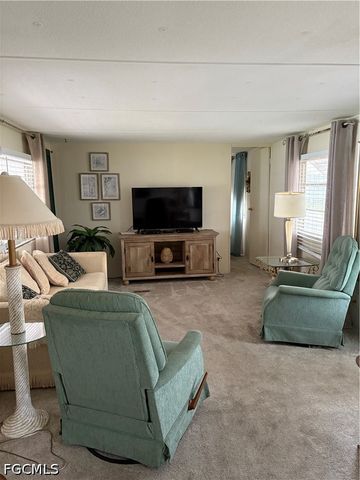 3130 Mercury LN, North Fort Myers, FL 33903