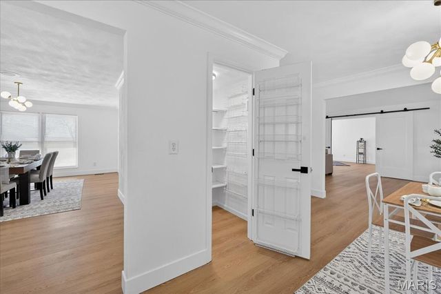 5039 Amber Place Drive, St Louis, MO 63128