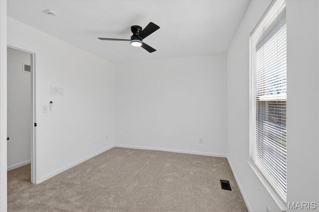 5039 Amber Place Drive, St Louis, MO 63128