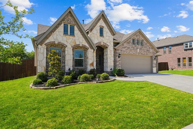 1114 Wrenwood Drive, Justin, TX 76247