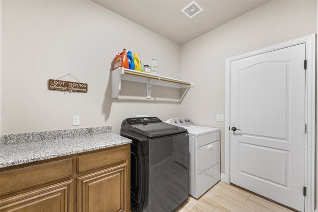 1114 Wrenwood Drive, Justin, TX 76247