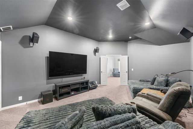 1114 Wrenwood Drive, Justin, TX 76247