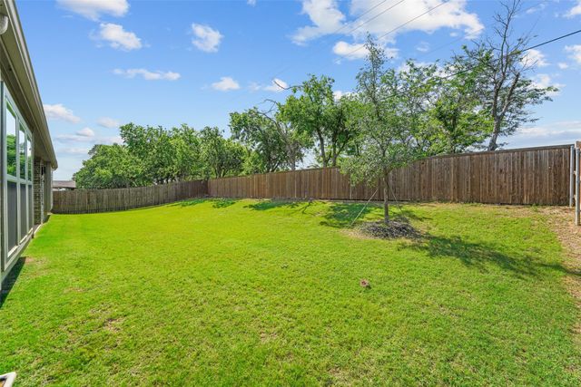 1114 Wrenwood Drive, Justin, TX 76247