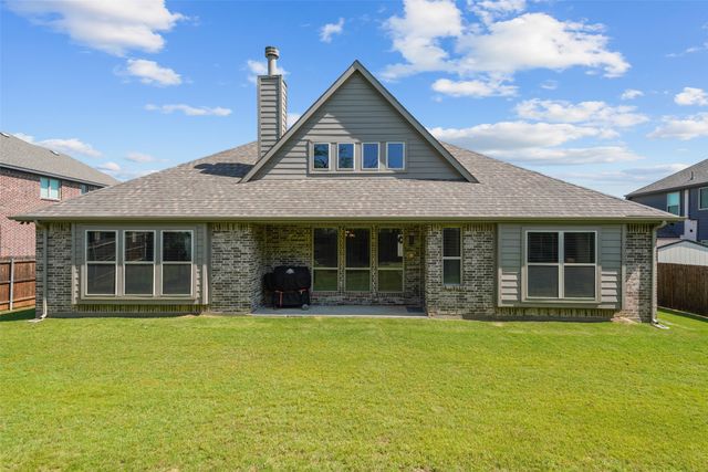 1114 Wrenwood Drive, Justin, TX 76247