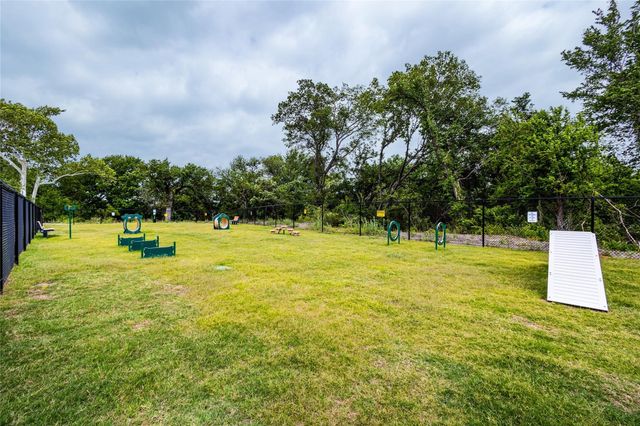 1114 Wrenwood Drive, Justin, TX 76247