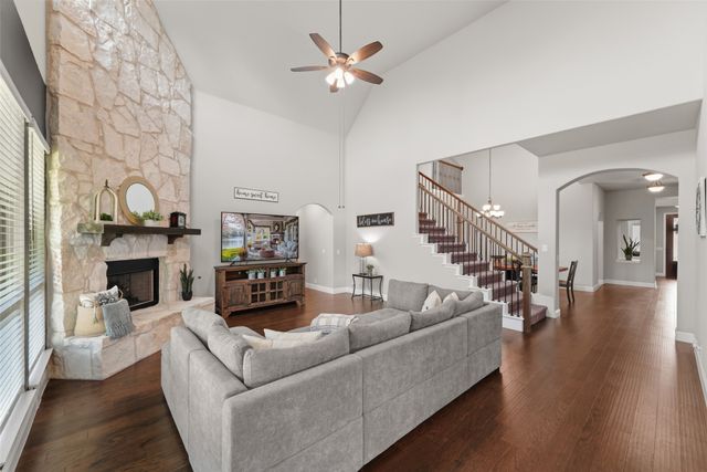 1114 Wrenwood Drive, Justin, TX 76247