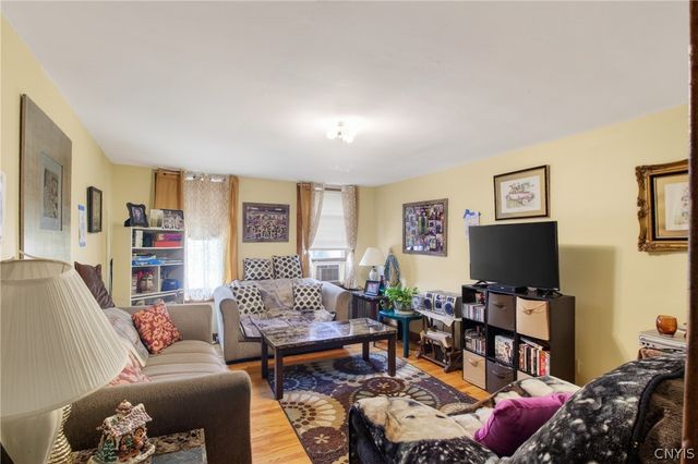 811 Huntington Street 809, Utica, NY 13502