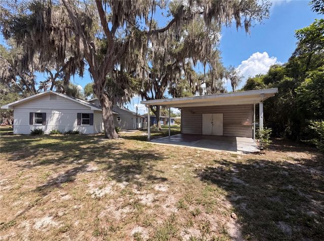 900 OAK DRIVE, Leesburg, FL 34748
