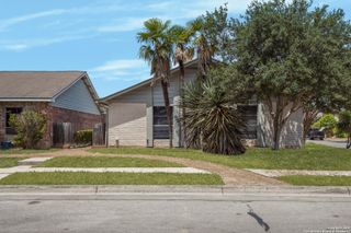 125 Meadowland, Universal City, TX 78148