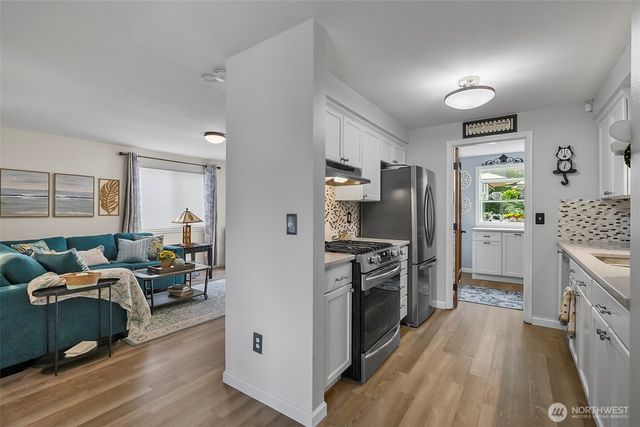 6103 77th Avenue NE, Marysville, WA 98270