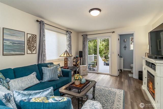 6103 77th Avenue NE, Marysville, WA 98270