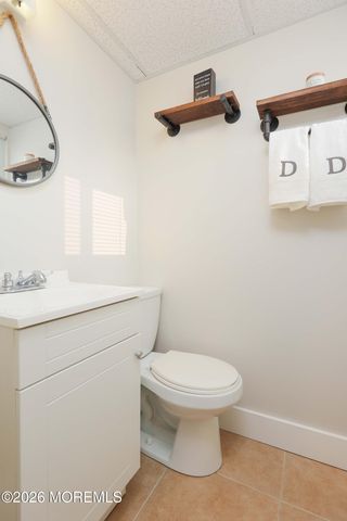 22 Lawrence Street, Jackson, NJ 08527