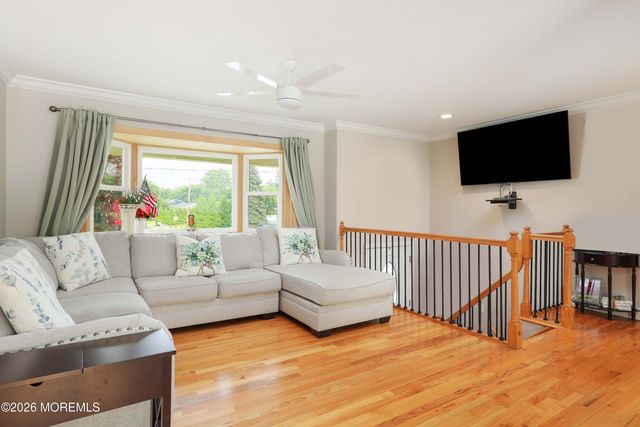 22 Lawrence Street, Jackson, NJ 08527