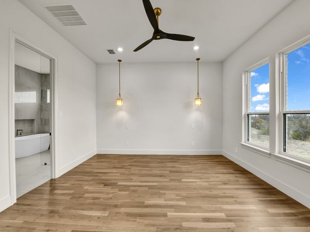 332 Tiara Trail, Fort Worth, TX 76108