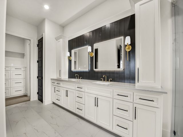 332 Tiara Trail, Fort Worth, TX 76108