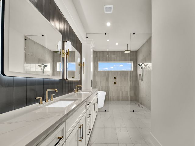 332 Tiara Trail, Fort Worth, TX 76108