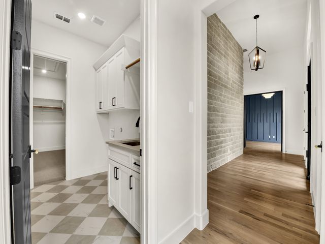 332 Tiara Trail, Fort Worth, TX 76108