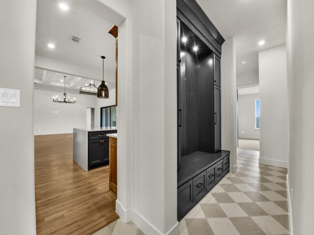 332 Tiara Trail, Fort Worth, TX 76108