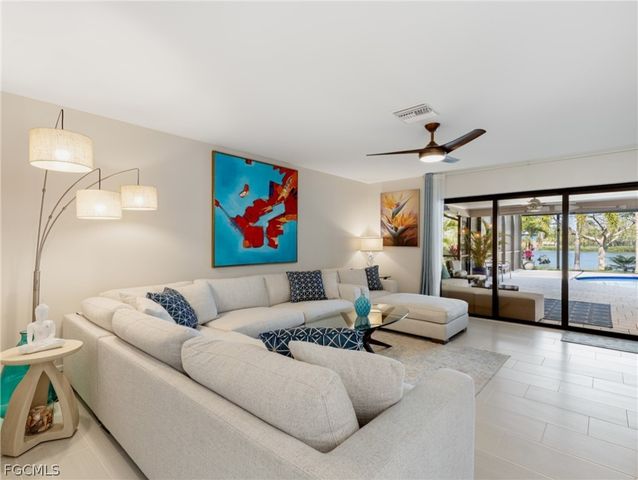 7337 Lake DR, Fort Myers, FL 33908