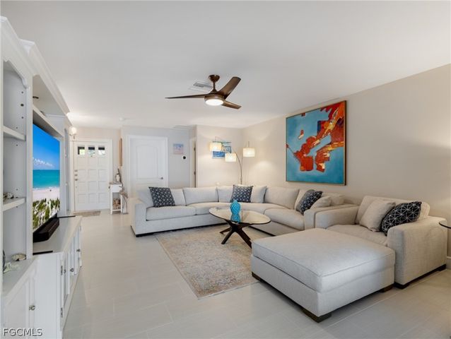 7337 Lake DR, Fort Myers, FL 33908