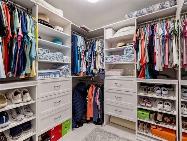 7337 Lake DR, Fort Myers, FL 33908