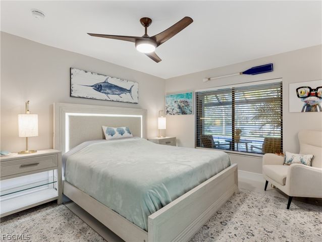 7337 Lake DR, Fort Myers, FL 33908