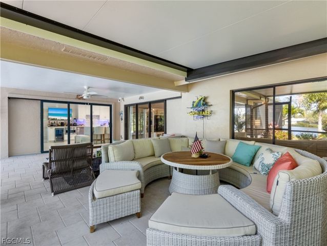 7337 Lake DR, Fort Myers, FL 33908