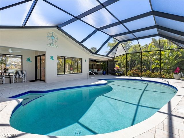 7337 Lake DR, Fort Myers, FL 33908