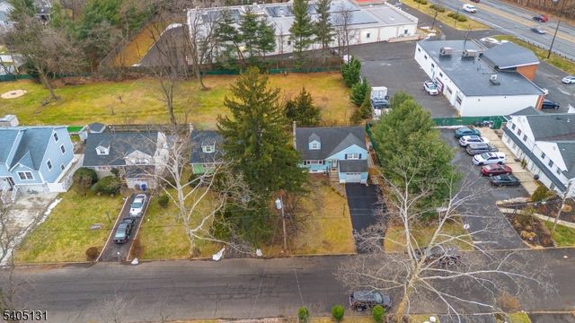 220 Haven Ave, Scotch Plains Twp., NJ 07076