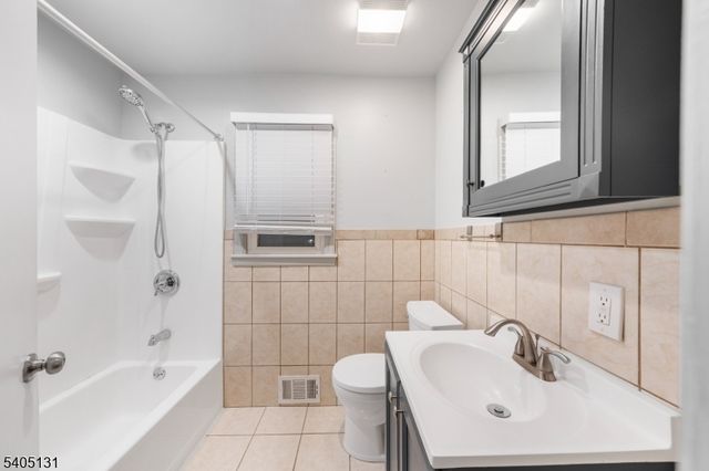 220 Haven Ave, Scotch Plains Twp., NJ 07076